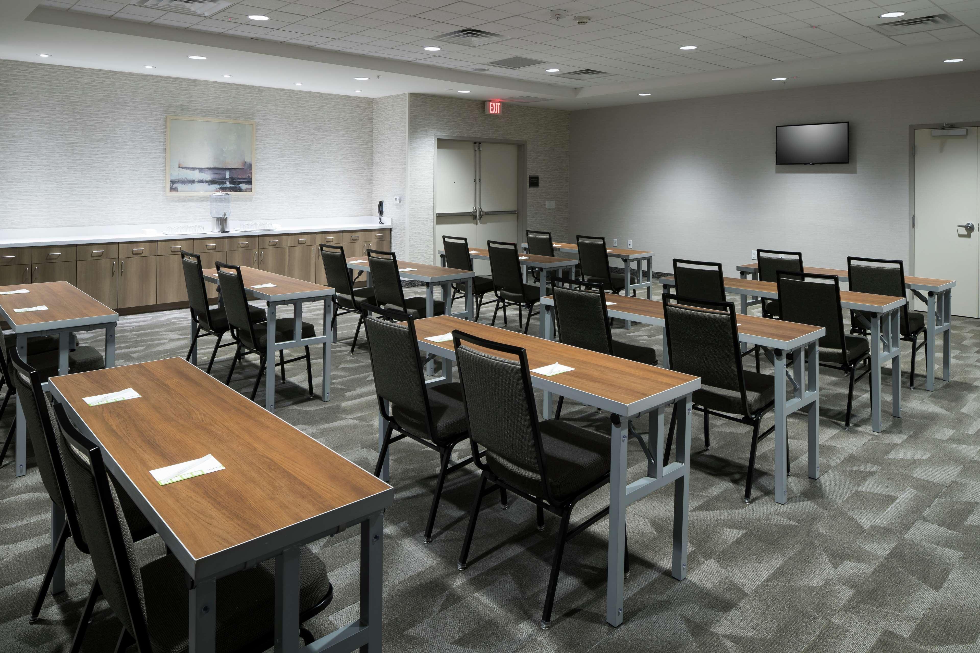 Home2 Suites By Hilton Jacksonville Airport Экстерьер фото