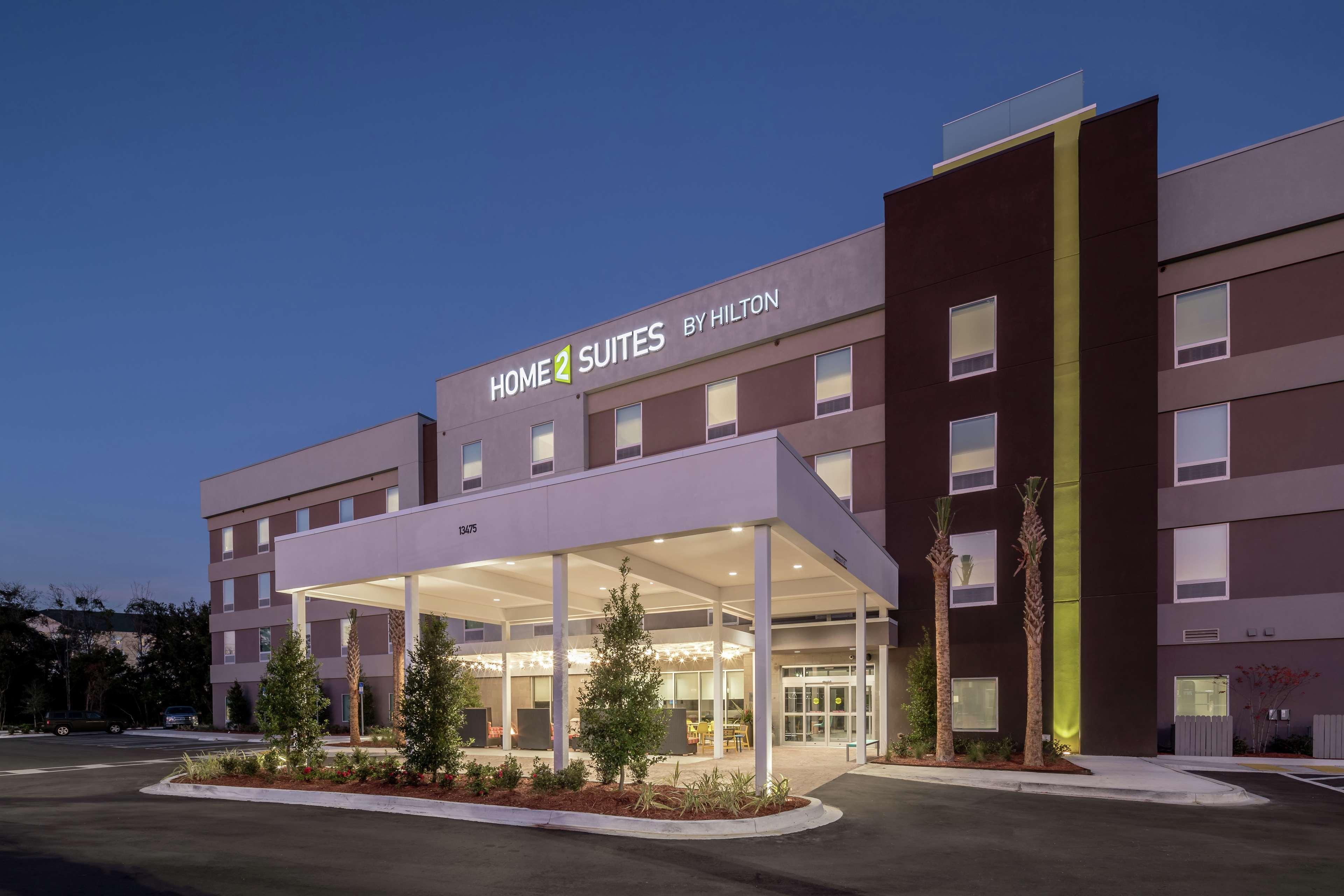 Home2 Suites By Hilton Jacksonville Airport Экстерьер фото