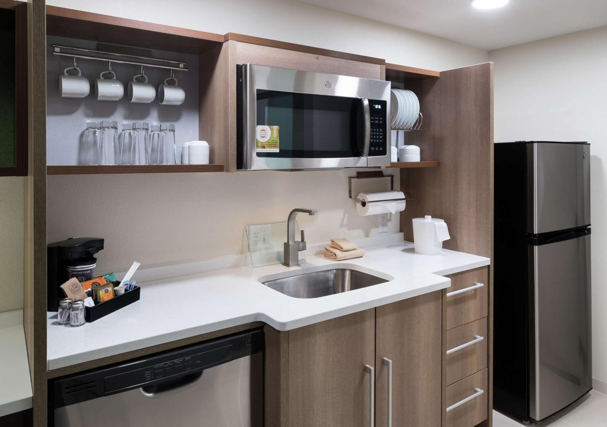 Home2 Suites By Hilton Jacksonville Airport Экстерьер фото