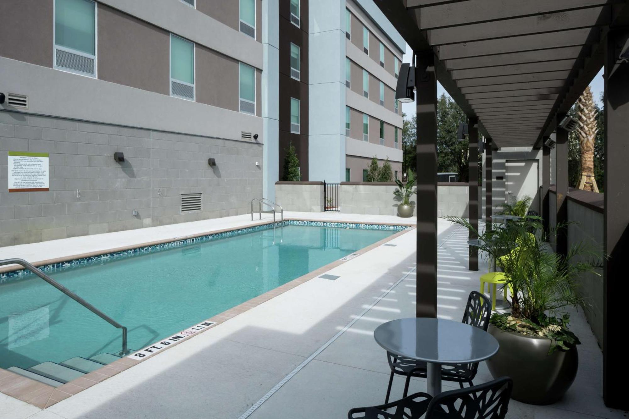 Home2 Suites By Hilton Jacksonville Airport Экстерьер фото